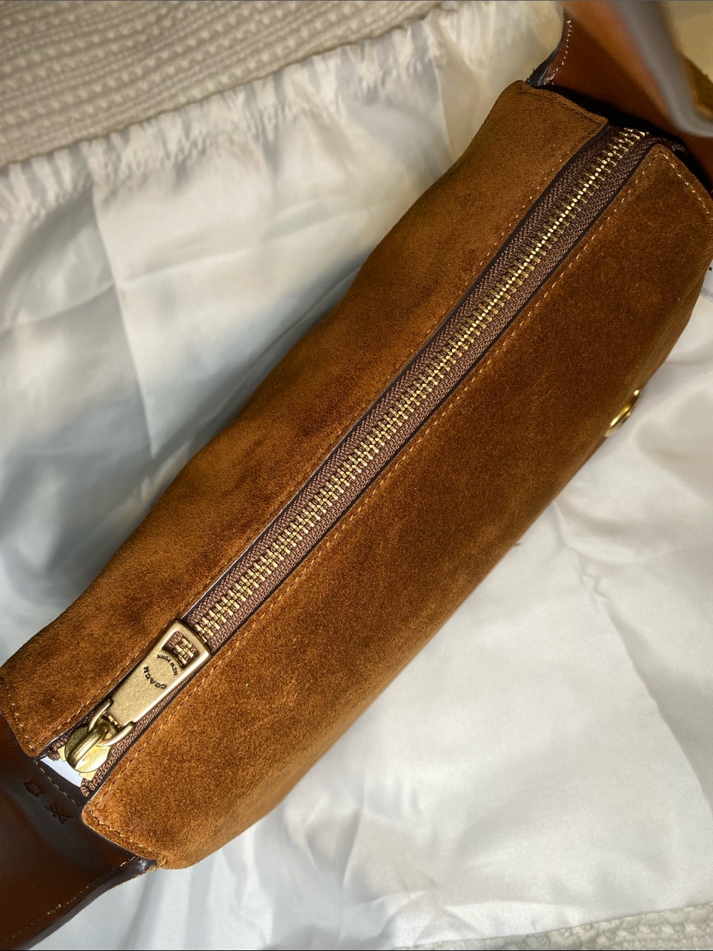 NWT Coach Suede Lola Shoulder Bag in Warm Brown Suede🐻 - Picture 9 of 14